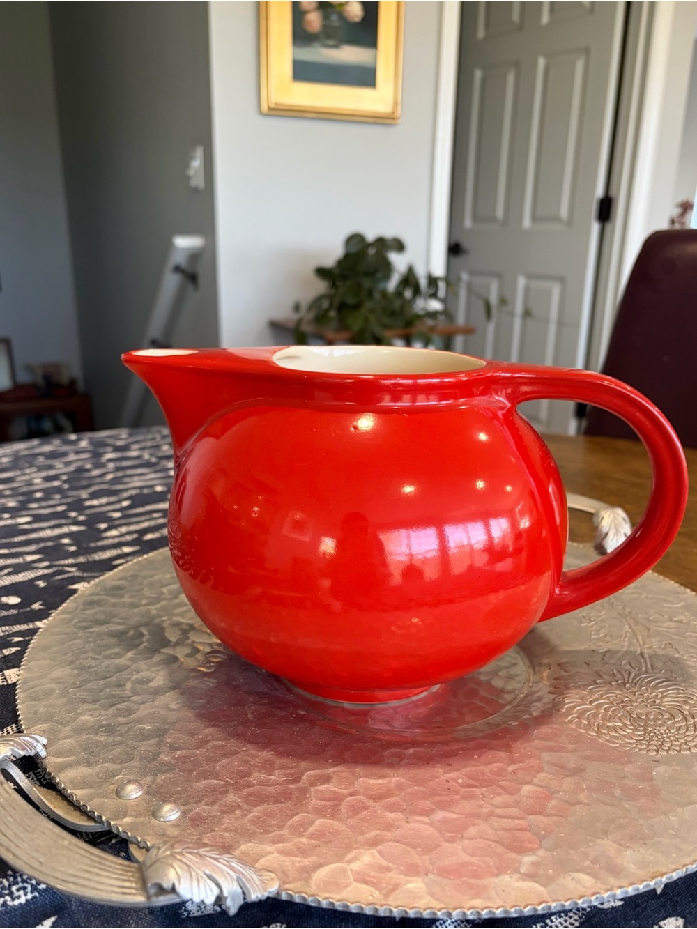 Vintage Universal Cambridge Pitcher with ice guard. One Quart size